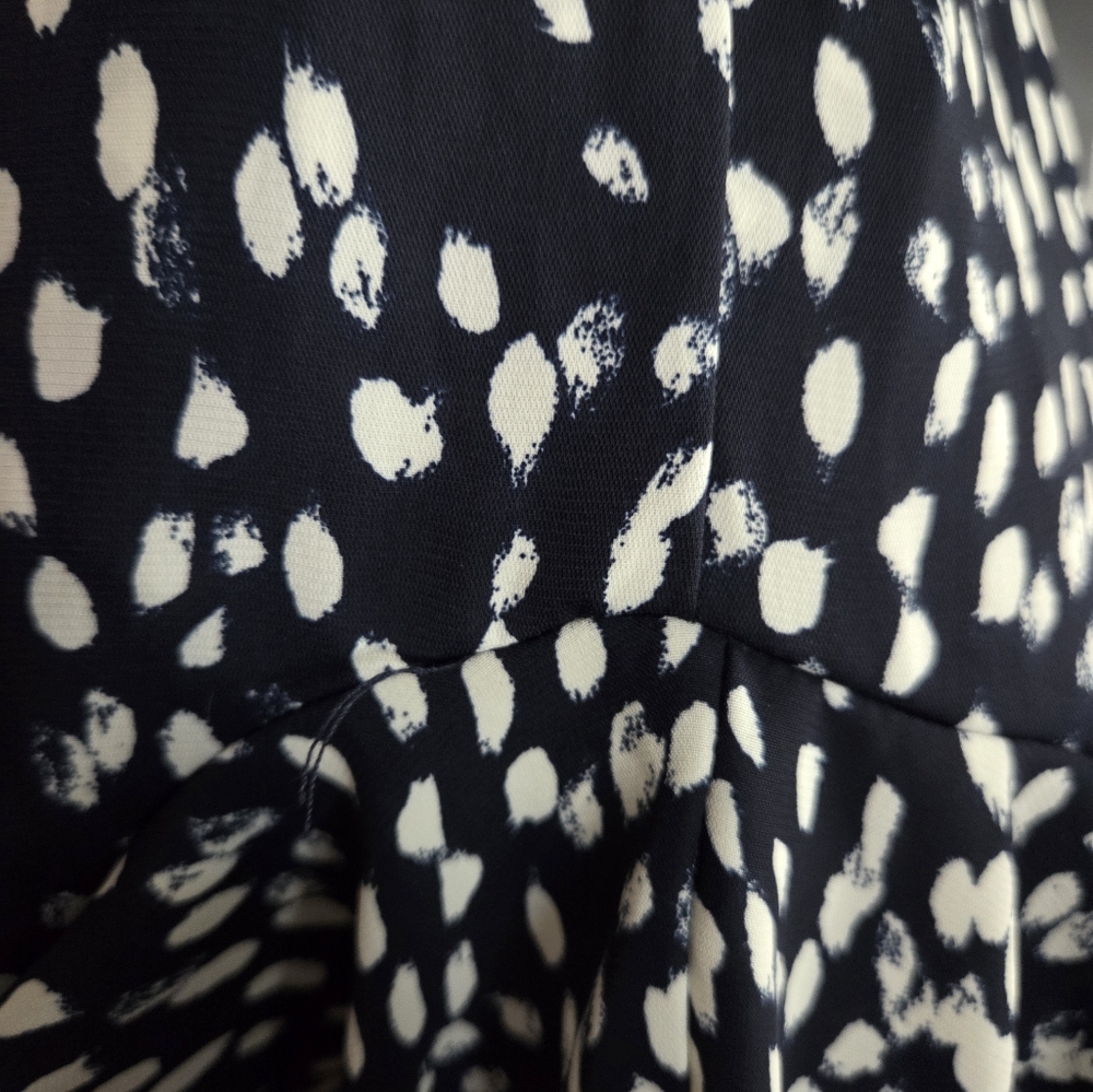 Evereve - Long Sleeve Top - Size XL - Picture 4 of 13